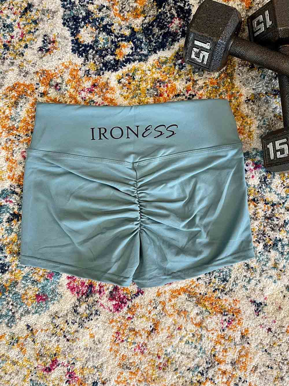 Scrunch butt performance shorts (seafoam)