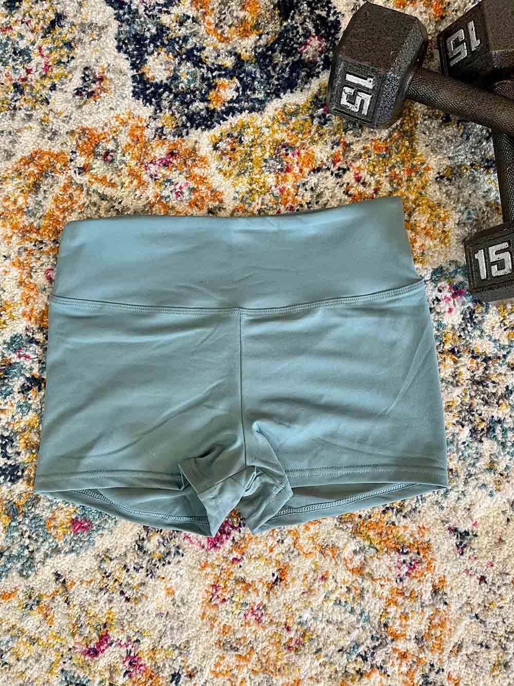 Scrunch butt performance shorts (seafoam)-2